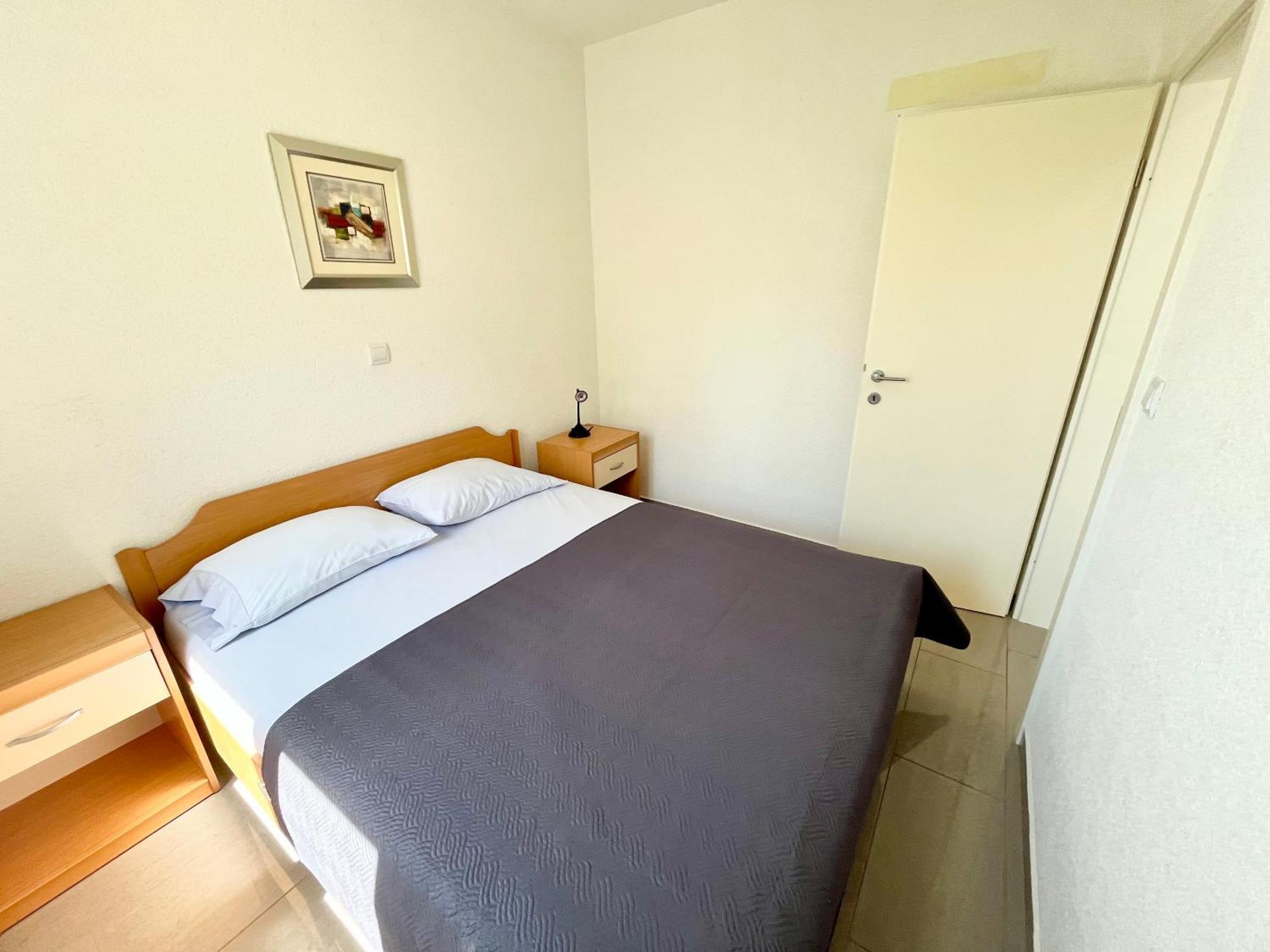 Paradise Apartments - Robinson Getaway Gdinj Екстер'єр фото