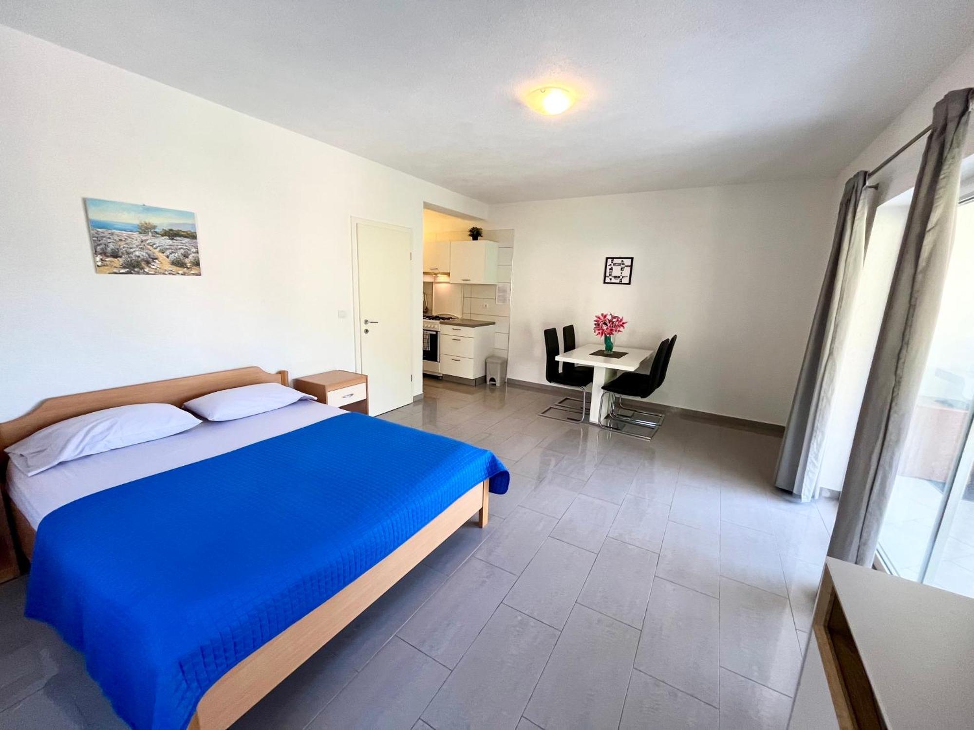 Paradise Apartments - Robinson Getaway Gdinj Екстер'єр фото