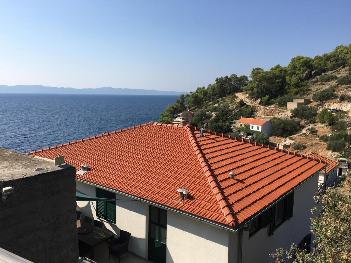 Paradise Apartments - Robinson Getaway Gdinj Екстер'єр фото